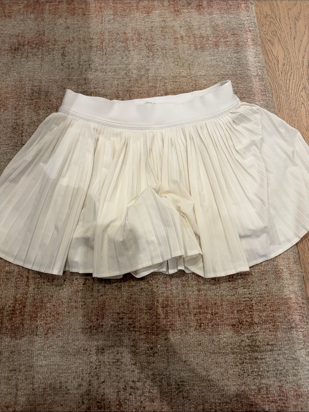 lululemon athletica White Pleated Skirt - Circle Skater Style